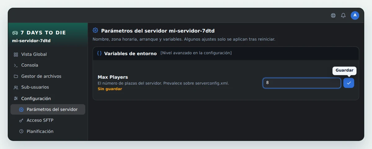 Parámetros del servidor en OuiPanel, sección Variables de entorno, con la variable Max Players en edición y el botón Guardar