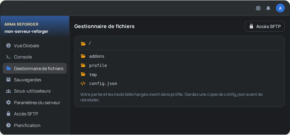 Gestionnaire de fichiers de OuiPanel à la racine d'un serveur Arma Reforger, avec les dossiers addons, profile et tmp et le fichier config.json
