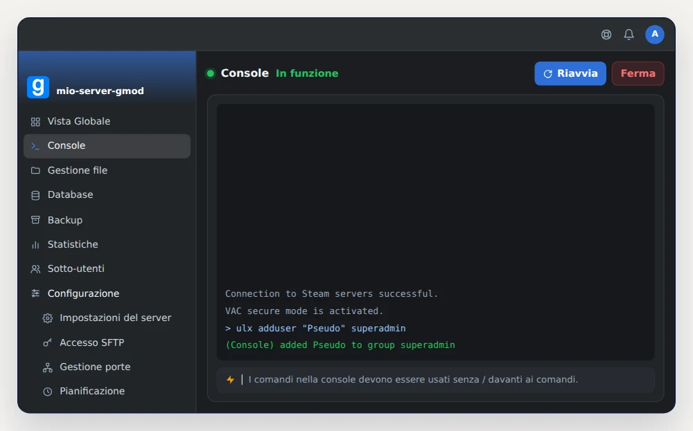 Console di OuiPanel di un server GMod con il comando ulx adduser e la risposta added Pseudo to group superadmin