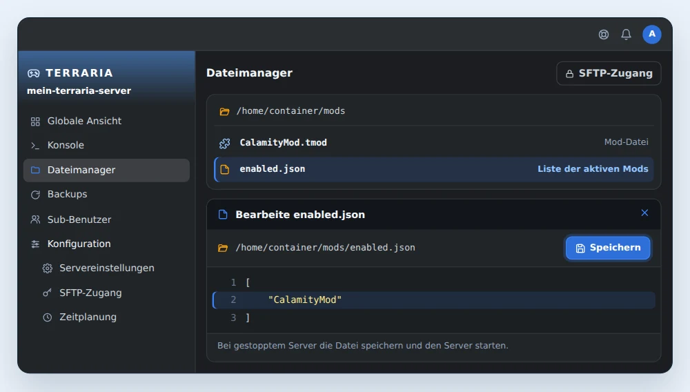 Dateimanager von OuiPanel im Ordner mods eines tModLoader-Servers, mit CalamityMod.tmod und enabled.json, dazu enabled.json im Editor mit dem aktiven Mod CalamityMod