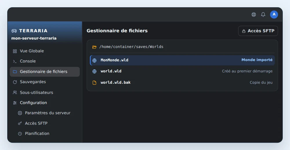 Gestionnaire de fichiers de OuiPanel sur le dossier saves/Worlds d'un serveur Terraria vanilla, avec le monde importé MonMonde.wld, le monde world.wld créé au premier démarrage et sa copie world.wld.bak