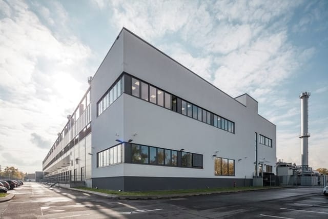 Frankfurt, Germany - Equinix FR5